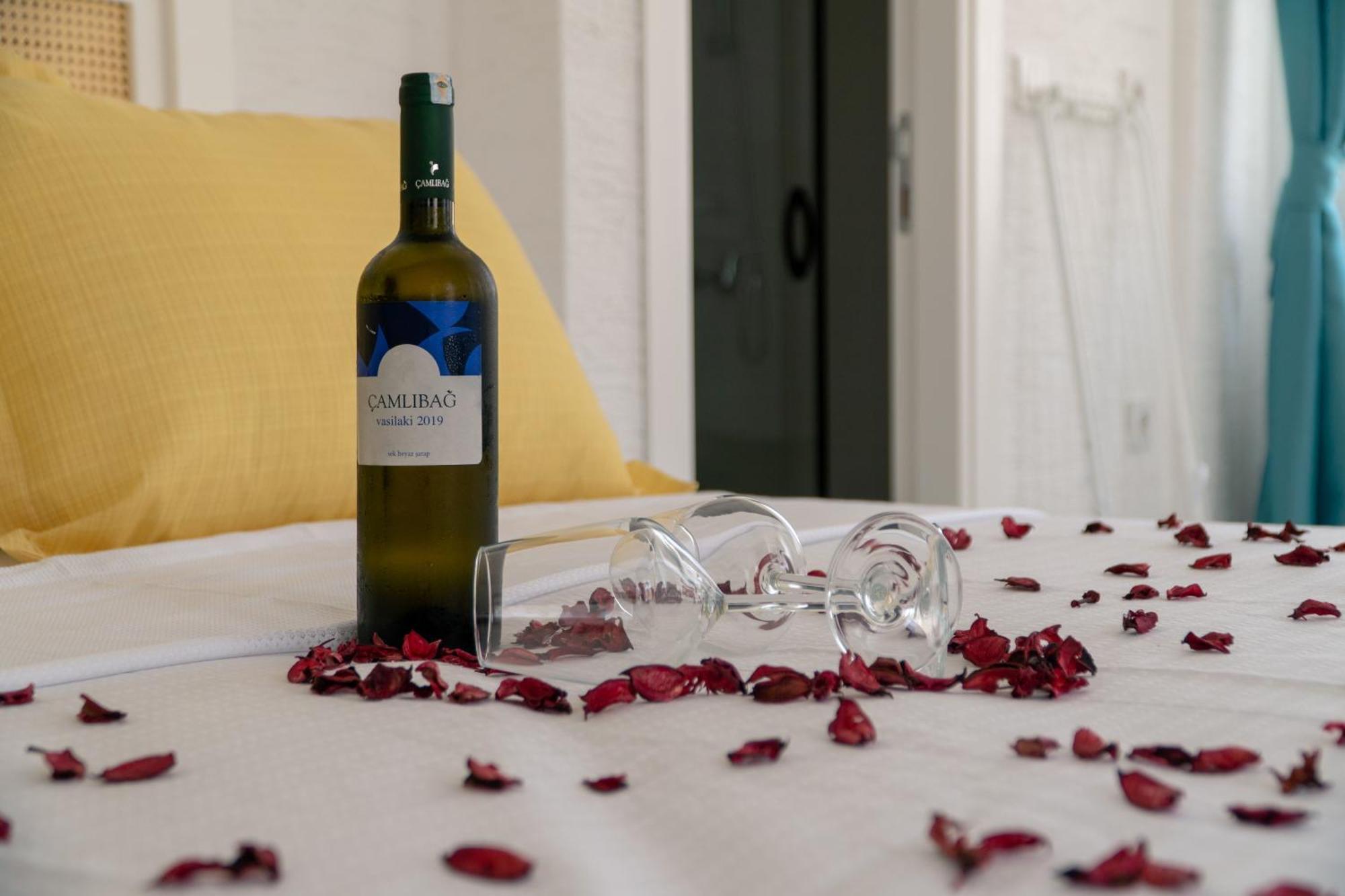Vina Garden Hotel Bozcaada Bagian luar foto
